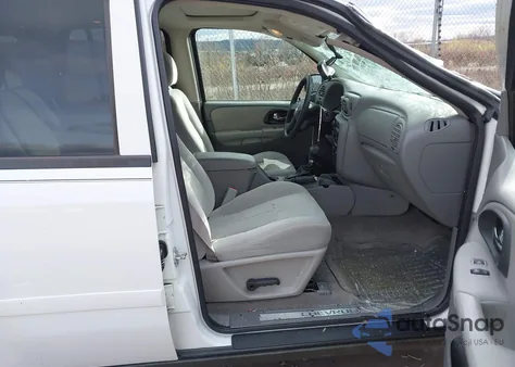 2007 Chevrolet Trailblazer Ls from USA, damaged, VIN 1GNDT13S172238179